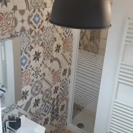 Testa O Croce Guest house *